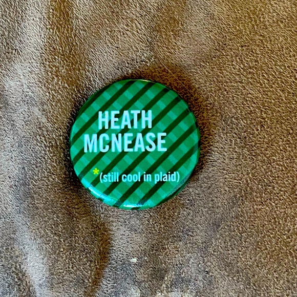 Bow Bobby Pin and a Heath McNeese (Christian Rapper) Plaid Buttons - Picture 3 of 4